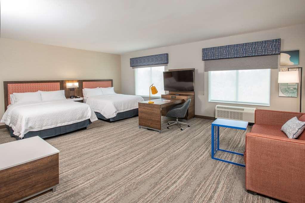 Hampton Inn By Hilton Richwood Cincinnati South Walton Room photo