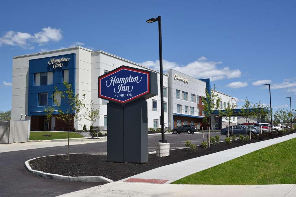 Hampton Inn By Hilton Richwood Cincinnati South Walton Room photo